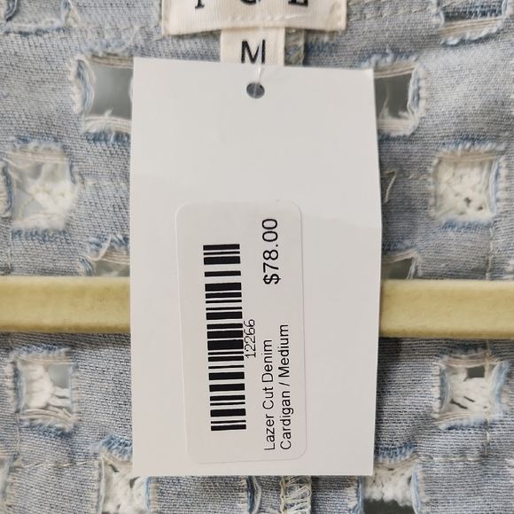 NWT POL Light Blue Laser Cut Open Front Denim Top - M - Picture 3 of 6
